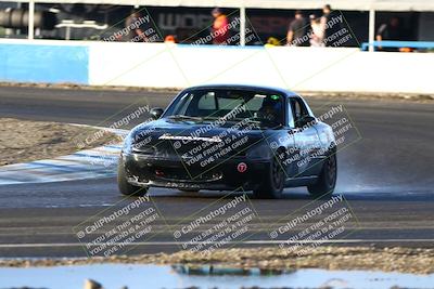 media/Nov-16-2025-CalClub SCCA (Sun) [[2975c16dfc]]/Group 1/Turn 1 second angle/